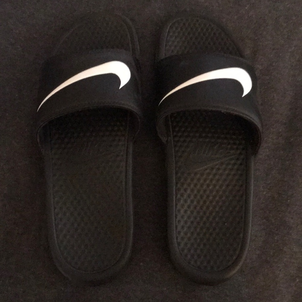 Nike slides